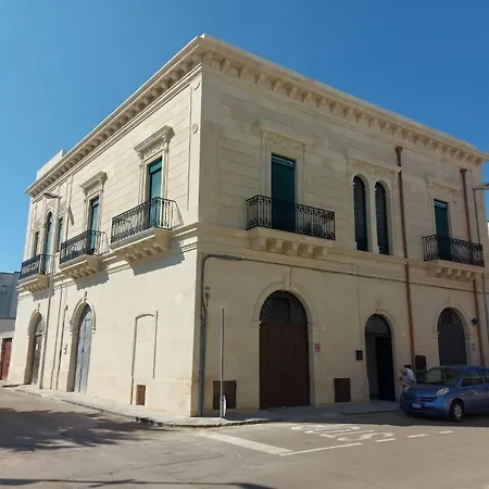 Palazzo San Francesco Bed & Breakfast 4*